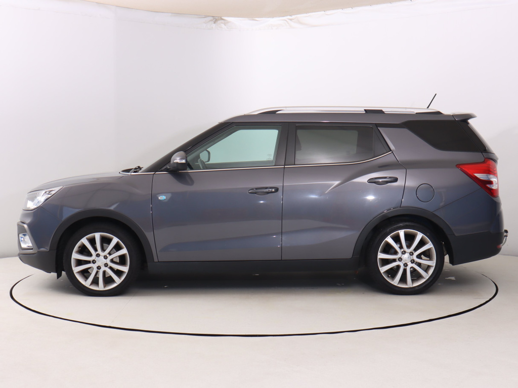 Ssang Yong XLV