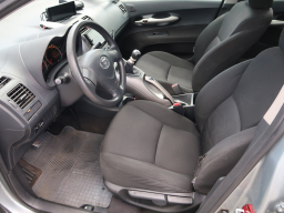 Toyota Auris 2009