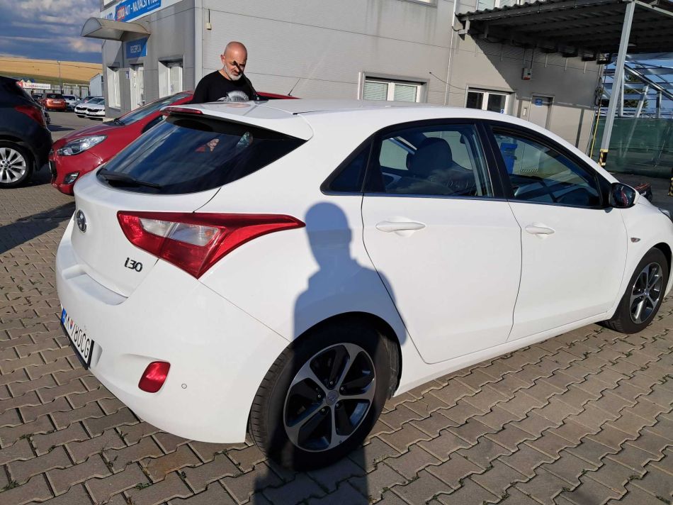 Hyundai i30 - 2015