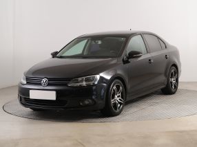 Volkswagen Jetta - 2011