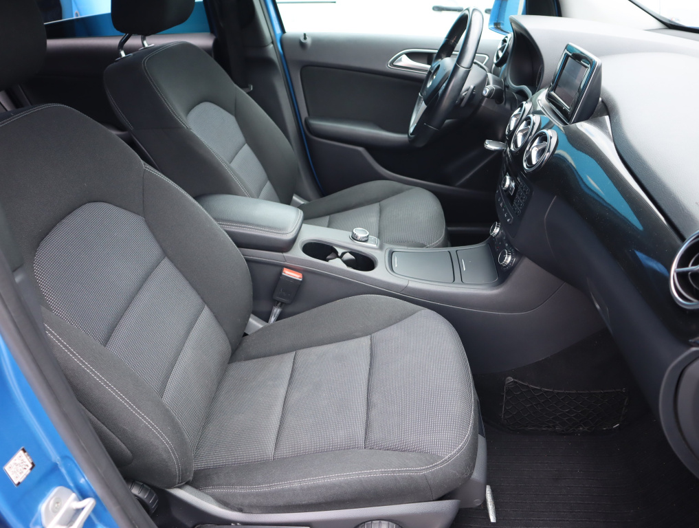 Mercedes-Benz B