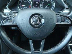 Škoda Superb 2015
