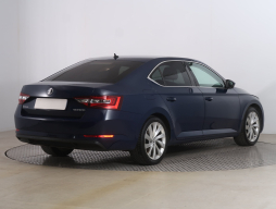 Škoda Superb 2015