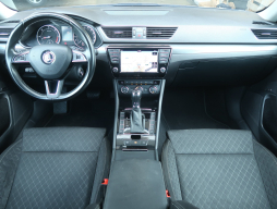 Škoda Superb 2015