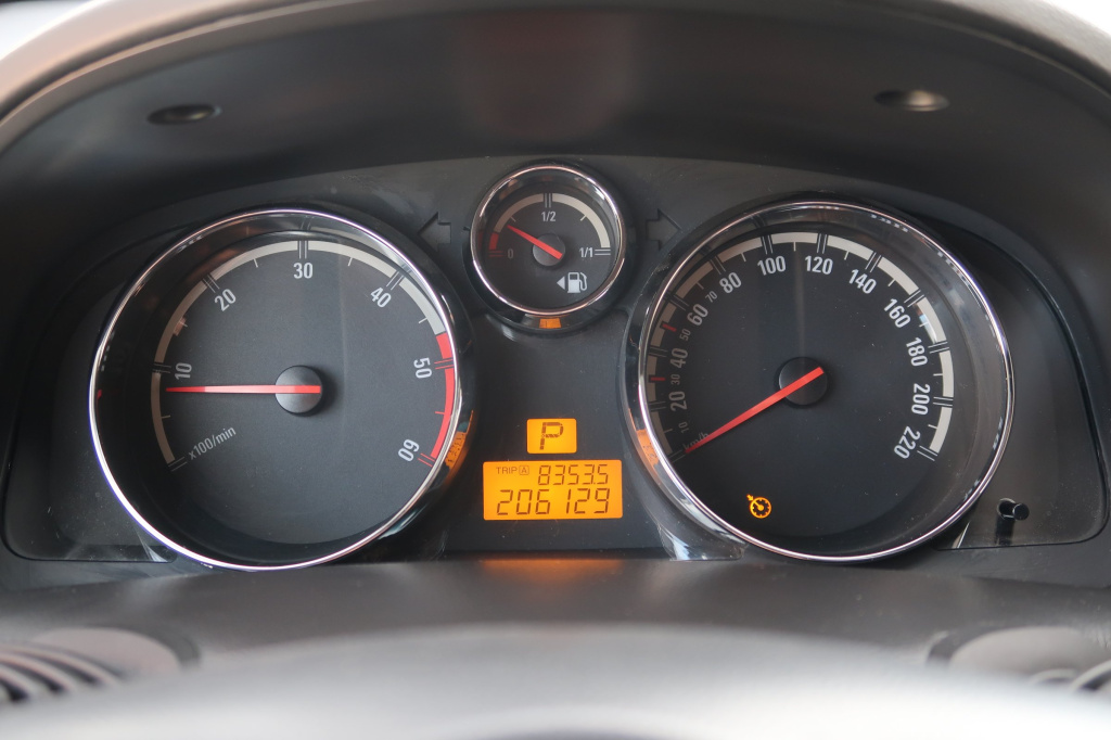 Opel Antara