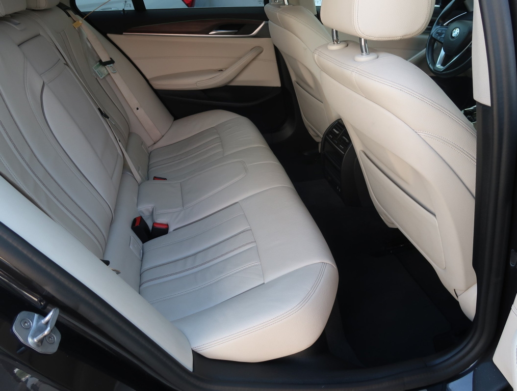 BMW 5