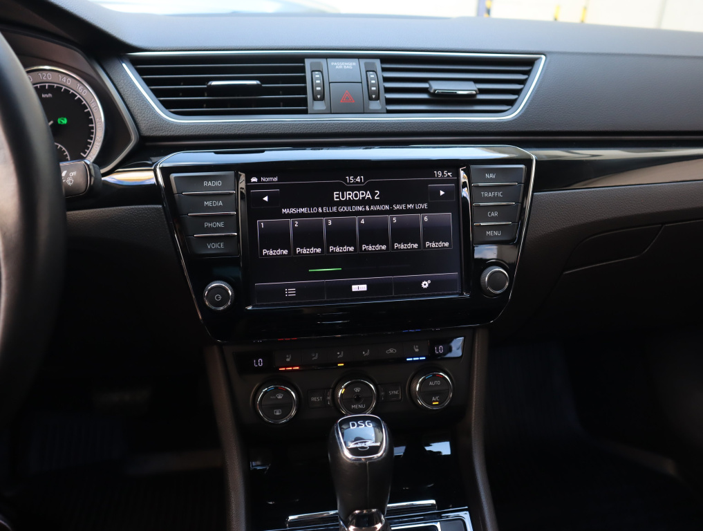 Škoda Superb