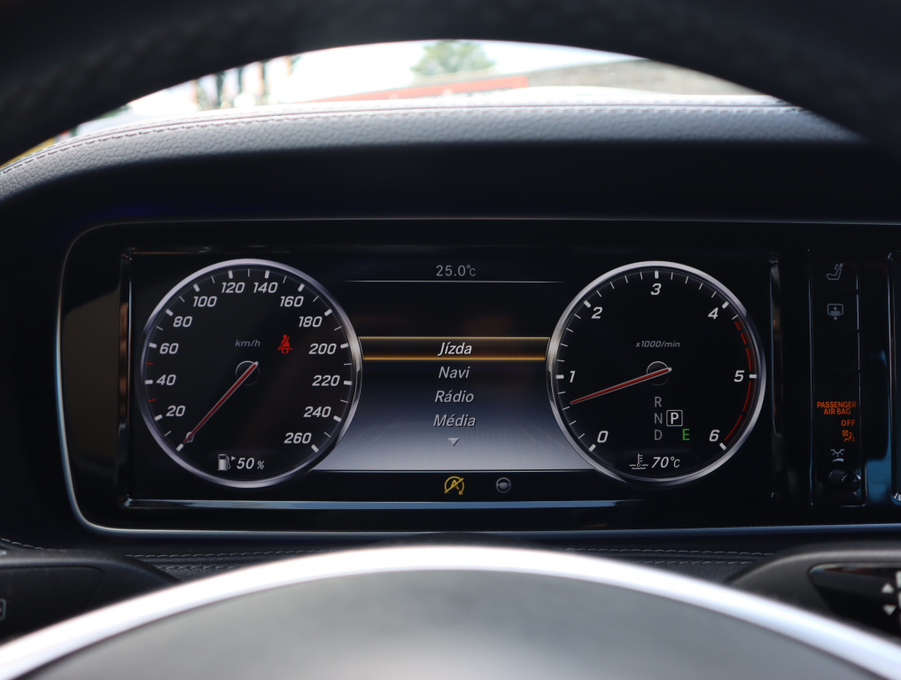 Mercedes-Benz S