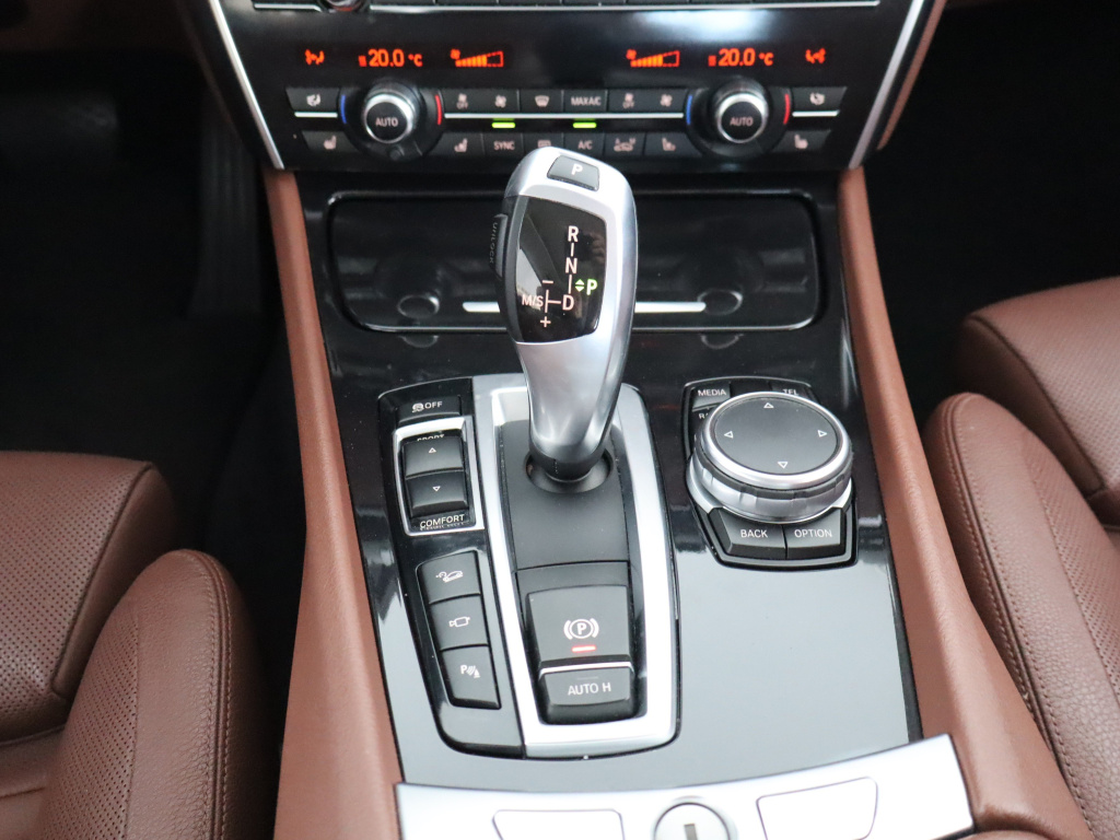 BMW 5GT