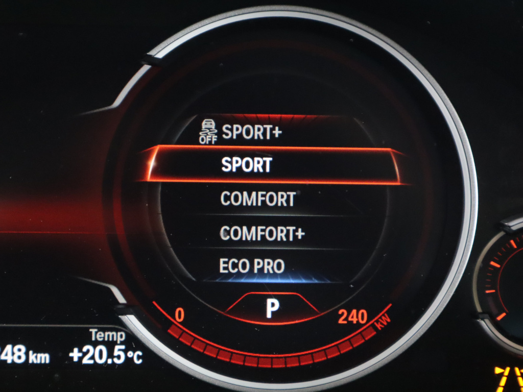 BMW 5GT
