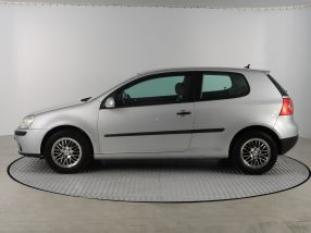 Volkswagen Golf - 2004