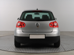 Volkswagen Golf 2004