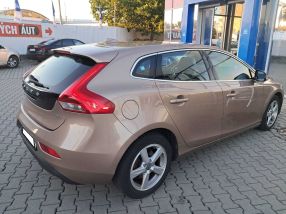 Volvo V40 - 2014