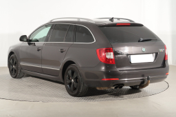 Škoda Superb 2010