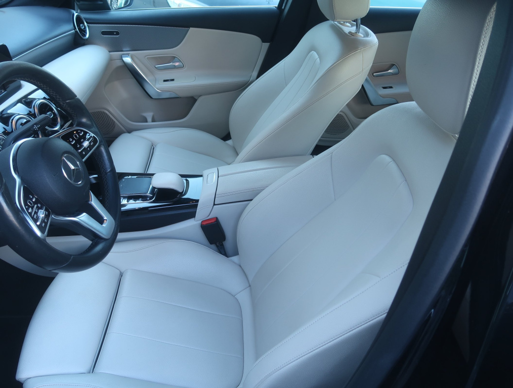Mercedes-Benz A