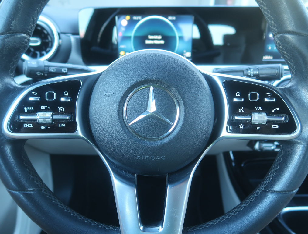 Mercedes-Benz A