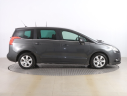 Peugeot 5008 2013