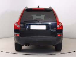 Volvo XC90 2004