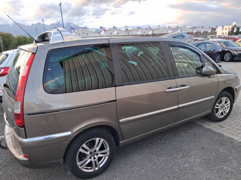Citroen C8