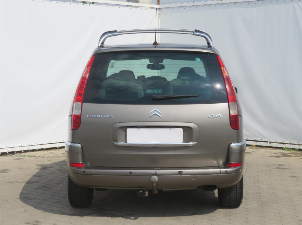 Citroen C8