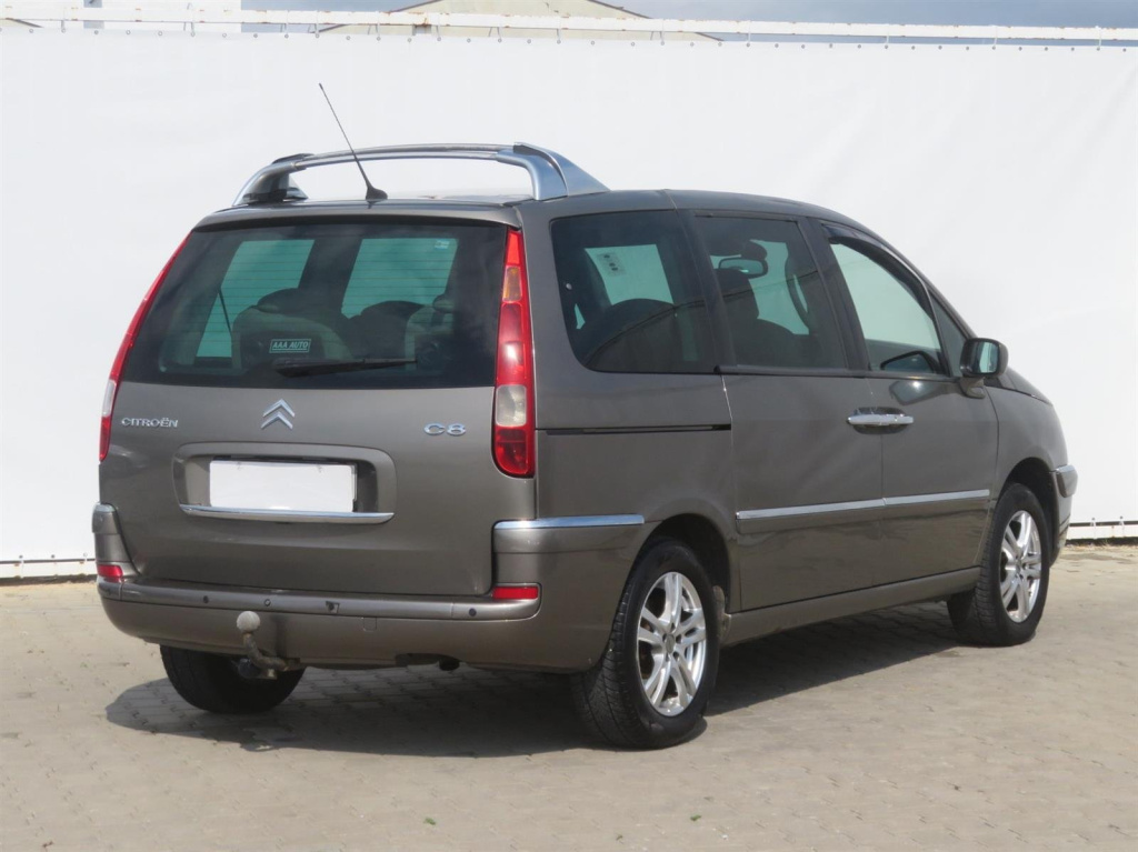 Citroen C8