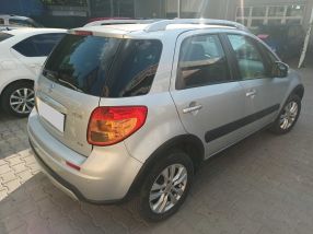 Suzuki SX4 - 2013