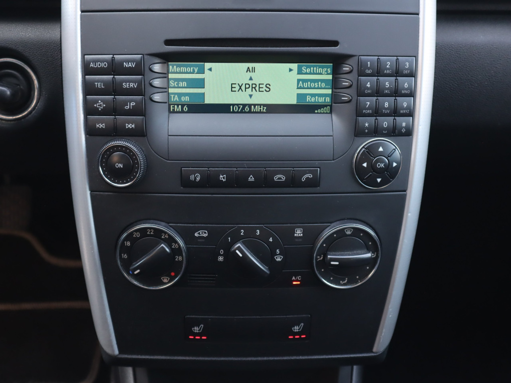 Mercedes-Benz A