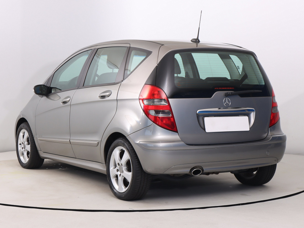 Mercedes-Benz A
