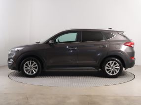 Hyundai Tucson - 2015