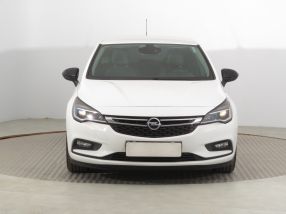 Opel Astra - 2015