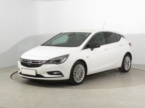 Opel Astra - 2015