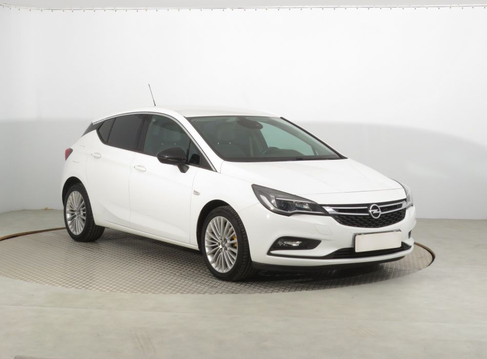 Opel Astra - 2015
