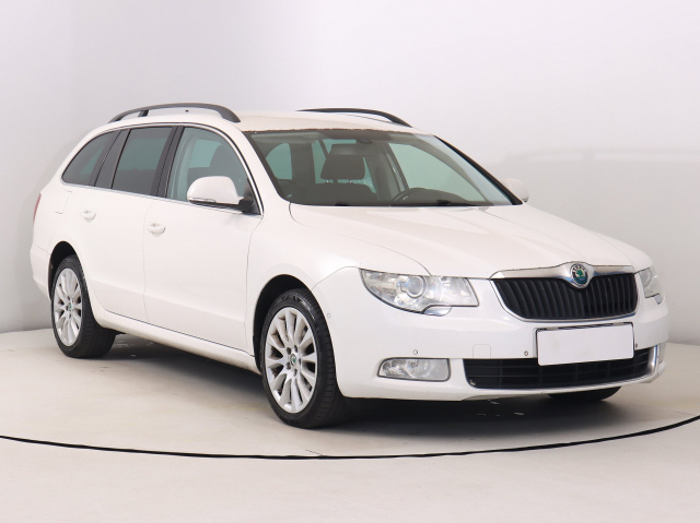 Škoda Superb 2013