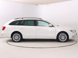 Škoda Superb 2013