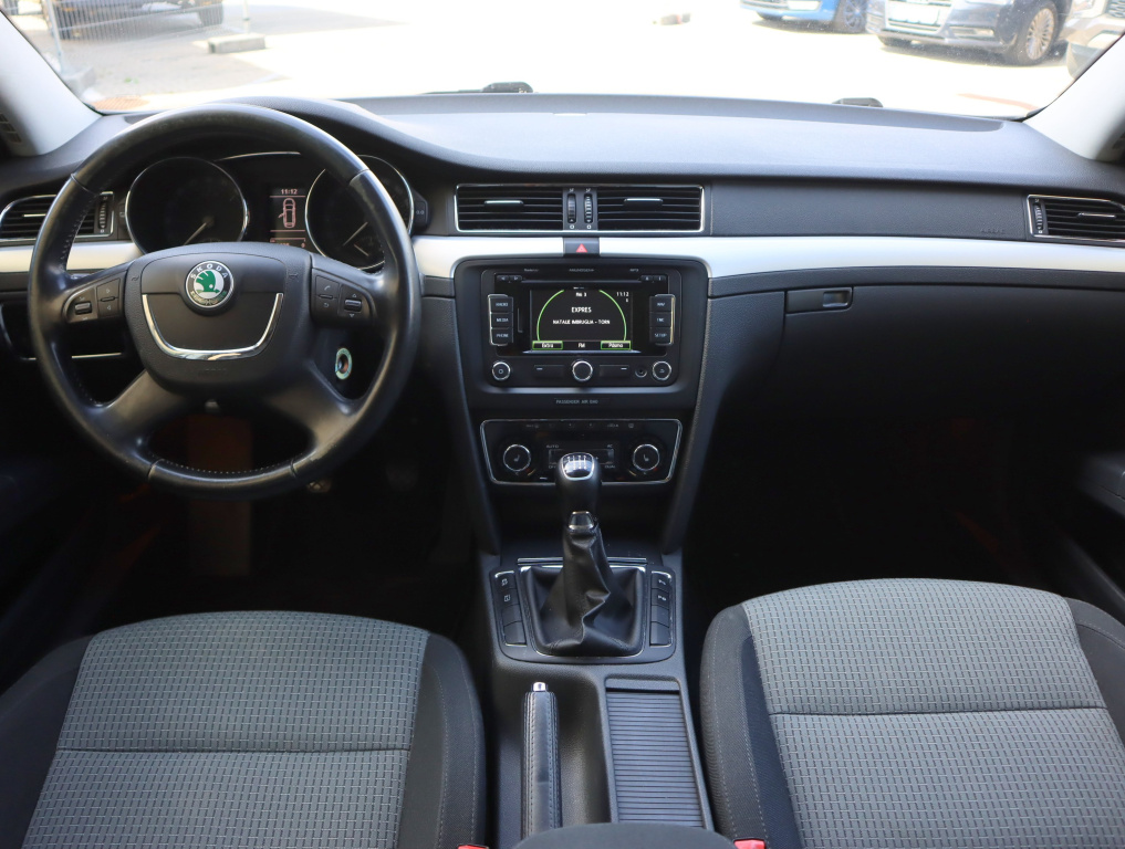 Škoda Superb