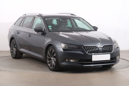 Škoda Superb 2016