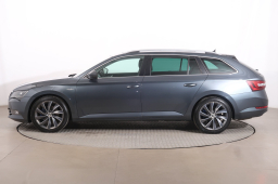 Škoda Superb 2016