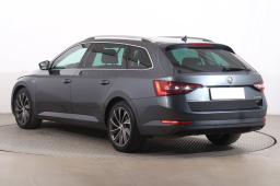 Škoda Superb 2016