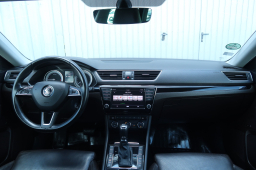 Škoda Superb 2016