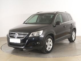 Volkswagen Tiguan - 2010