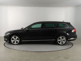 Volkswagen Passat - 2015