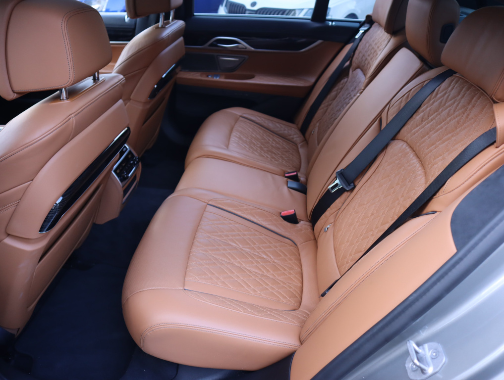 BMW 7
