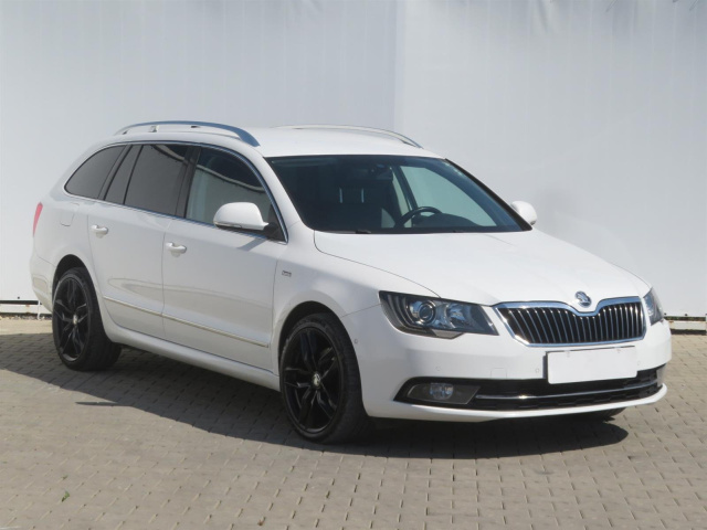 Skoda Superb 2014