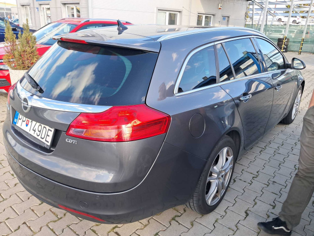 Opel Insignia 2011