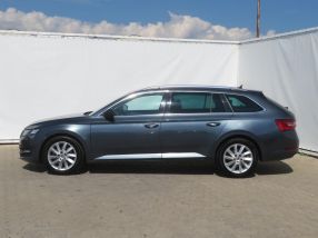 Skoda Superb - 2021