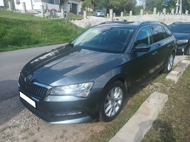 Škoda Superb 2021
