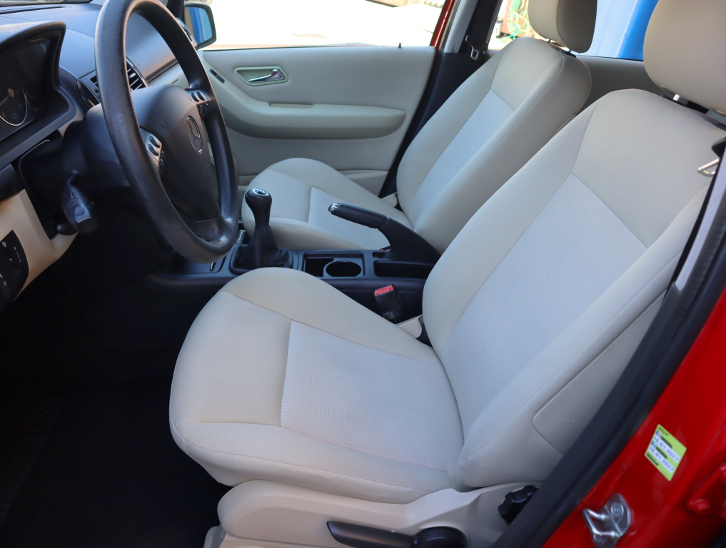 Mercedes-Benz A