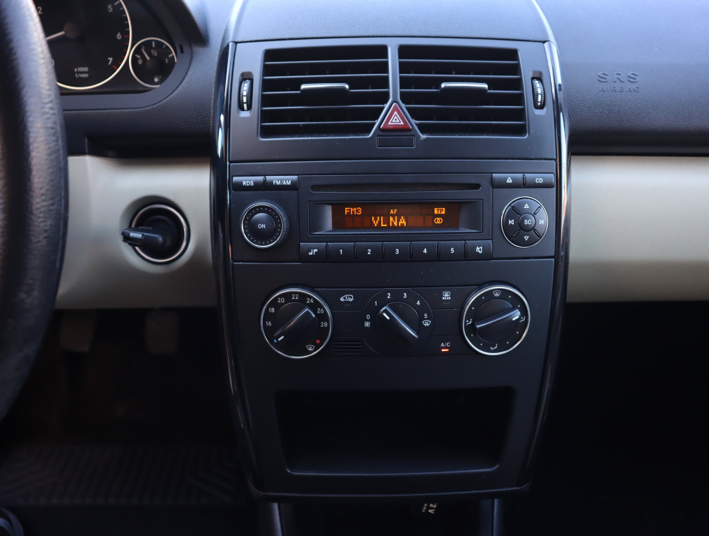 Mercedes-Benz A