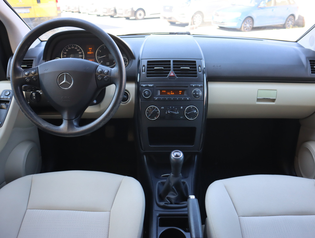 Mercedes-Benz A