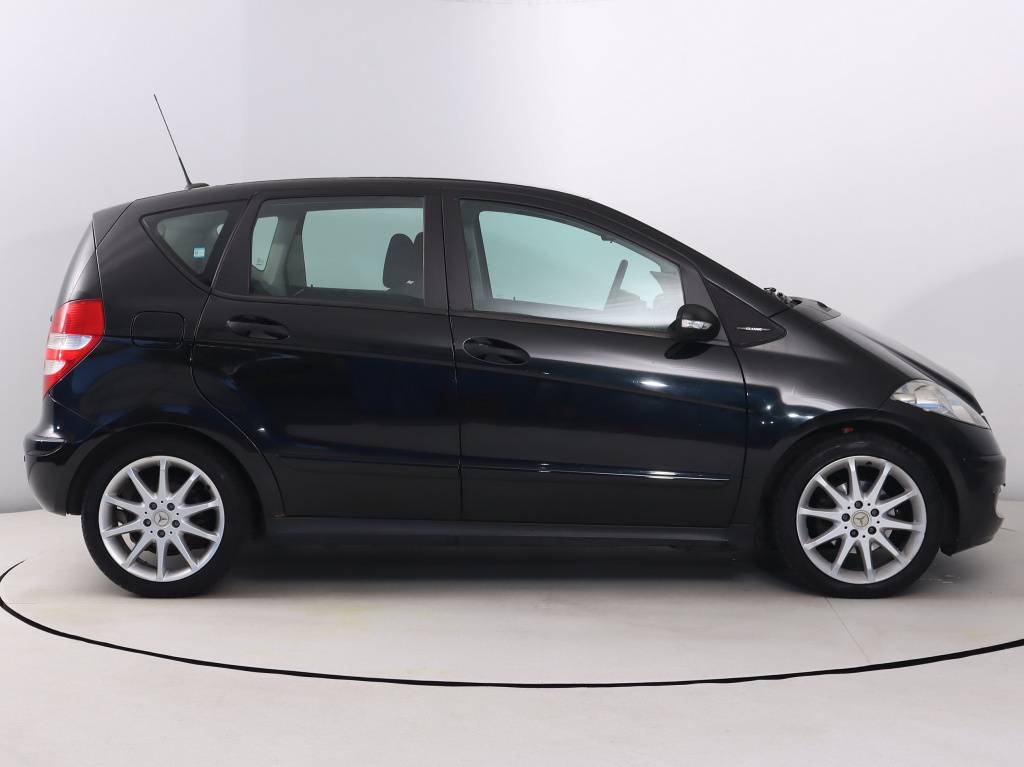 Mercedes-Benz A